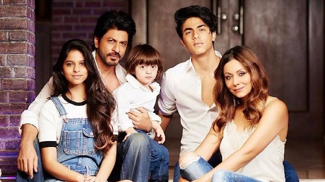 Shahrukh khan with his family