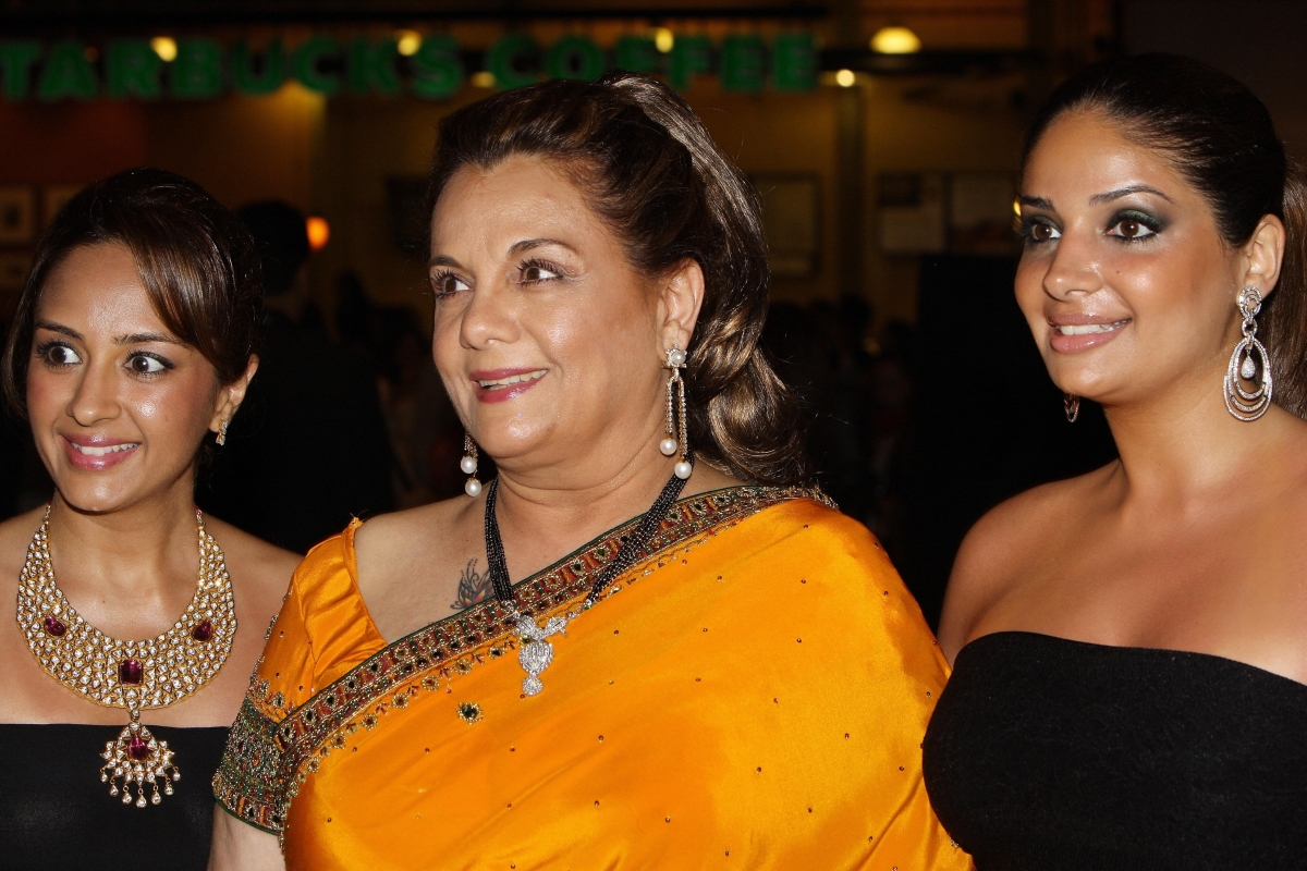 Mumtaz with her daughters