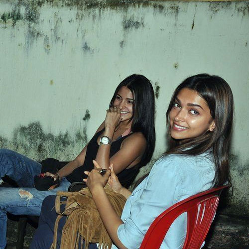 Anushka Sharma And Deepika Padukon